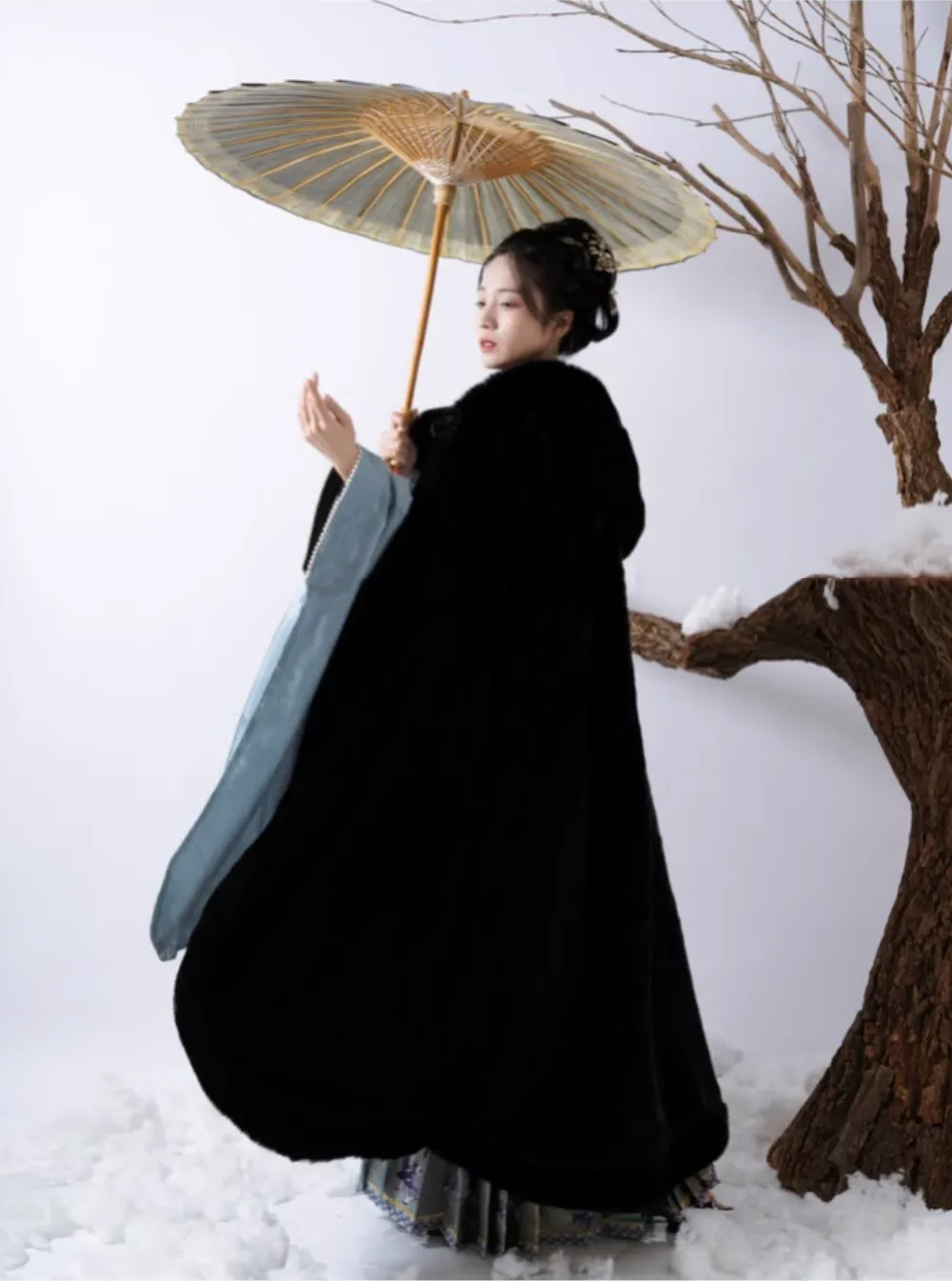 Dou Peng 斗篷 Winter Fur Cloak Unisex Hanfu Accessory Outerwear