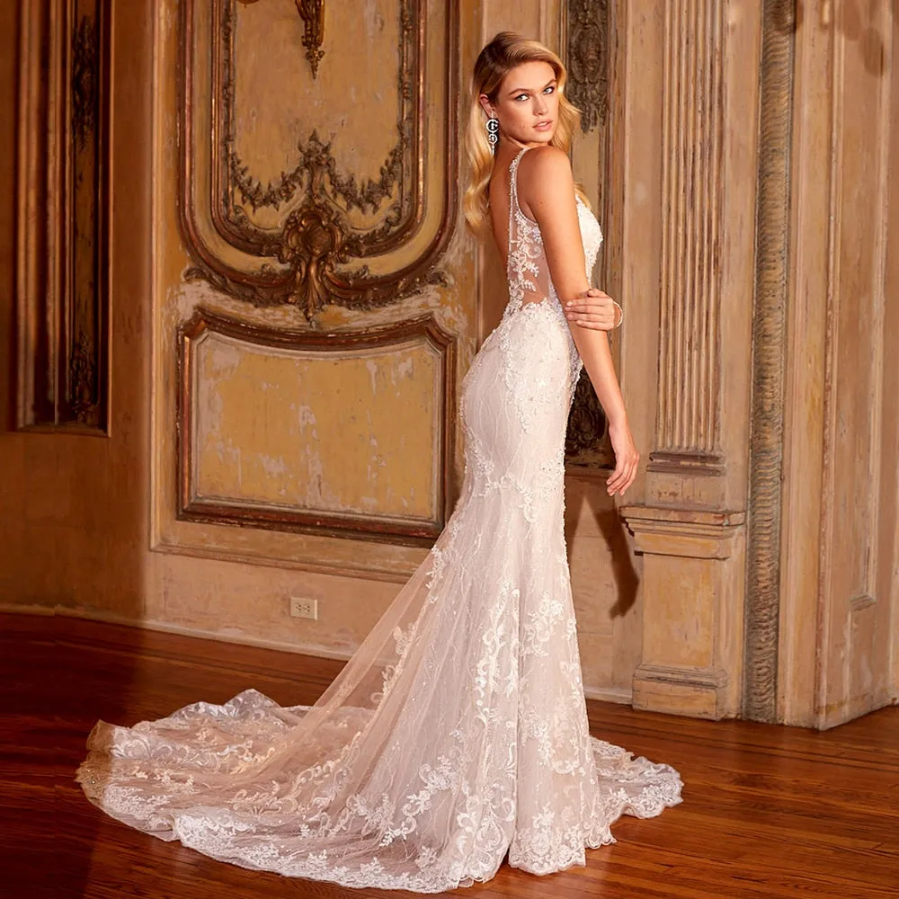 Elegant Shiny Mermaid Wedding Gowns V-neck Backless Appliques Lace Beading Gown Dress