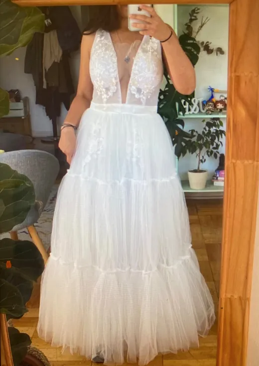 Garden Party Boho Deep V Neck Sleeveless Tulle Lace Wedding Bridal Gown