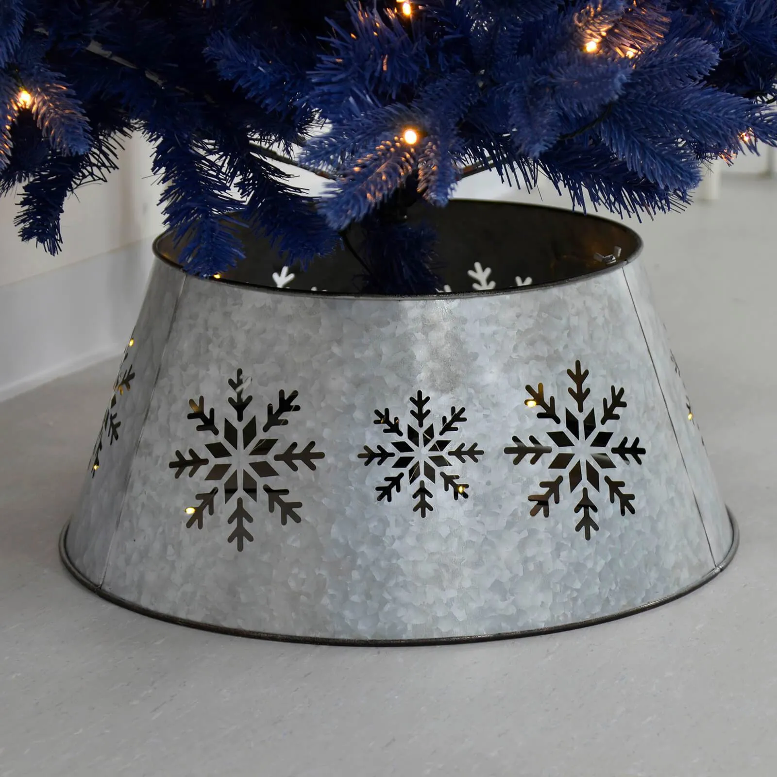 Metal Tin Silver Christmas Tree Skirt Light Up Snowflake