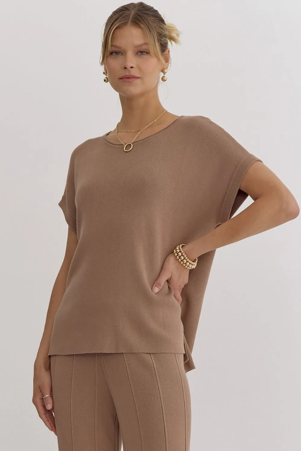 Solid Ribbed Round Neck Short Sleeve Top